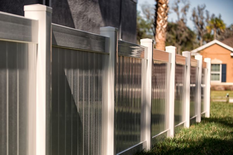 Vinyl Fence Replacement in St Louis, MO