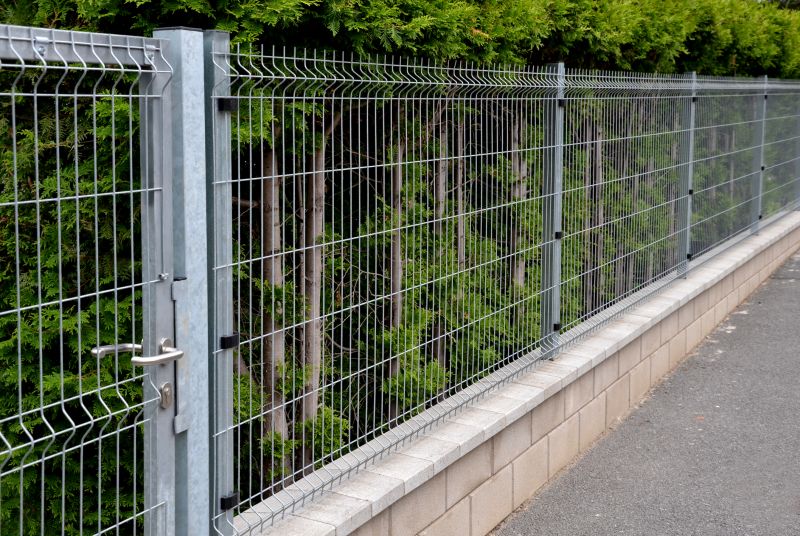Aluminum Fence Replacement in Des Moines, IA