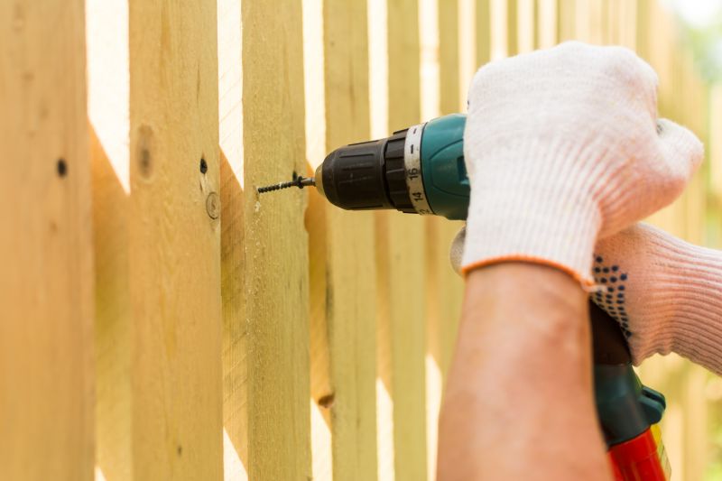 Timber Fence Installation in Pearland, TX