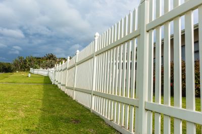 Vinyl Fence Replacement in Wilmington, NC